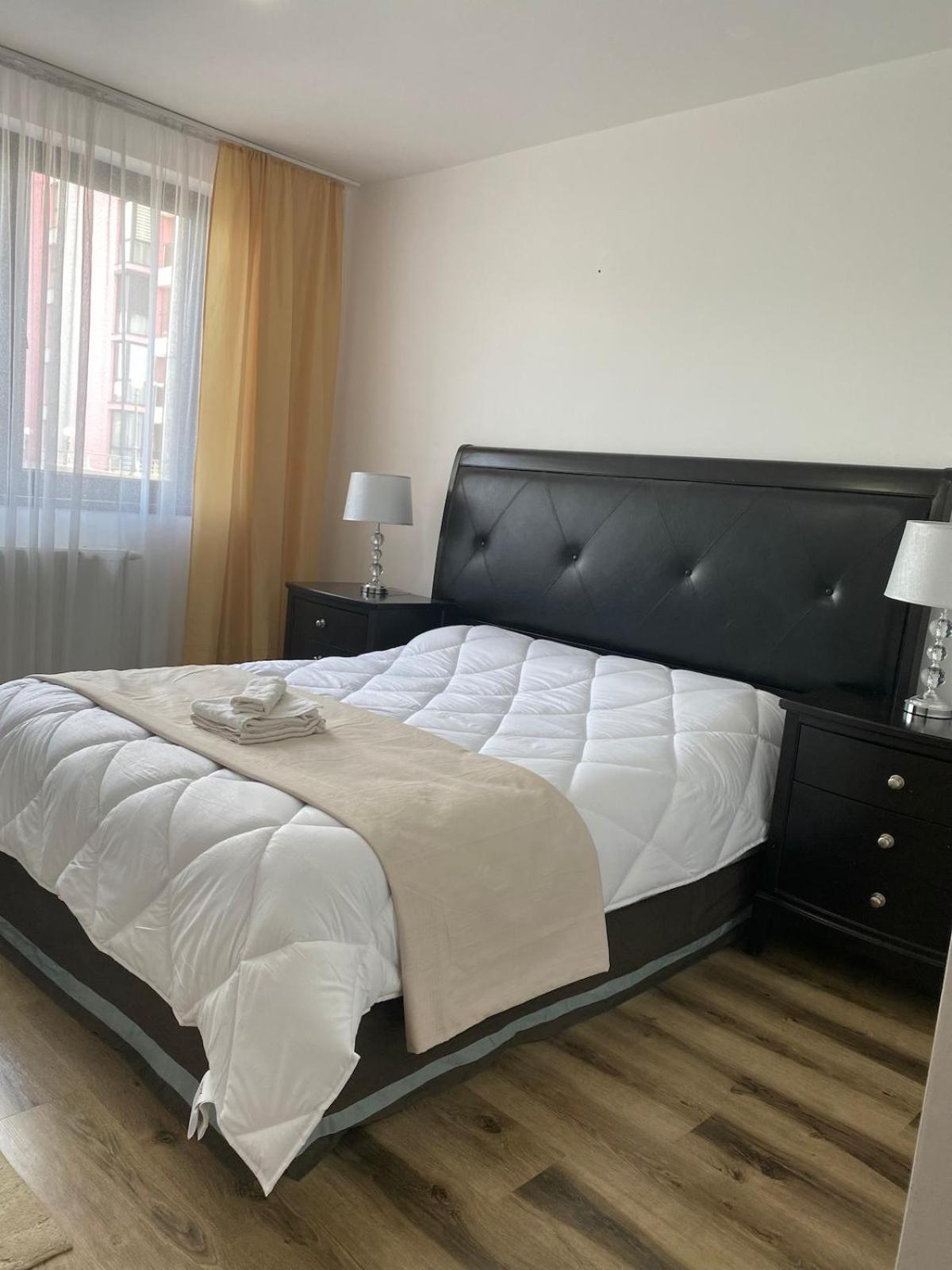 Laura Apartament Târgu-Mureş Esterno foto